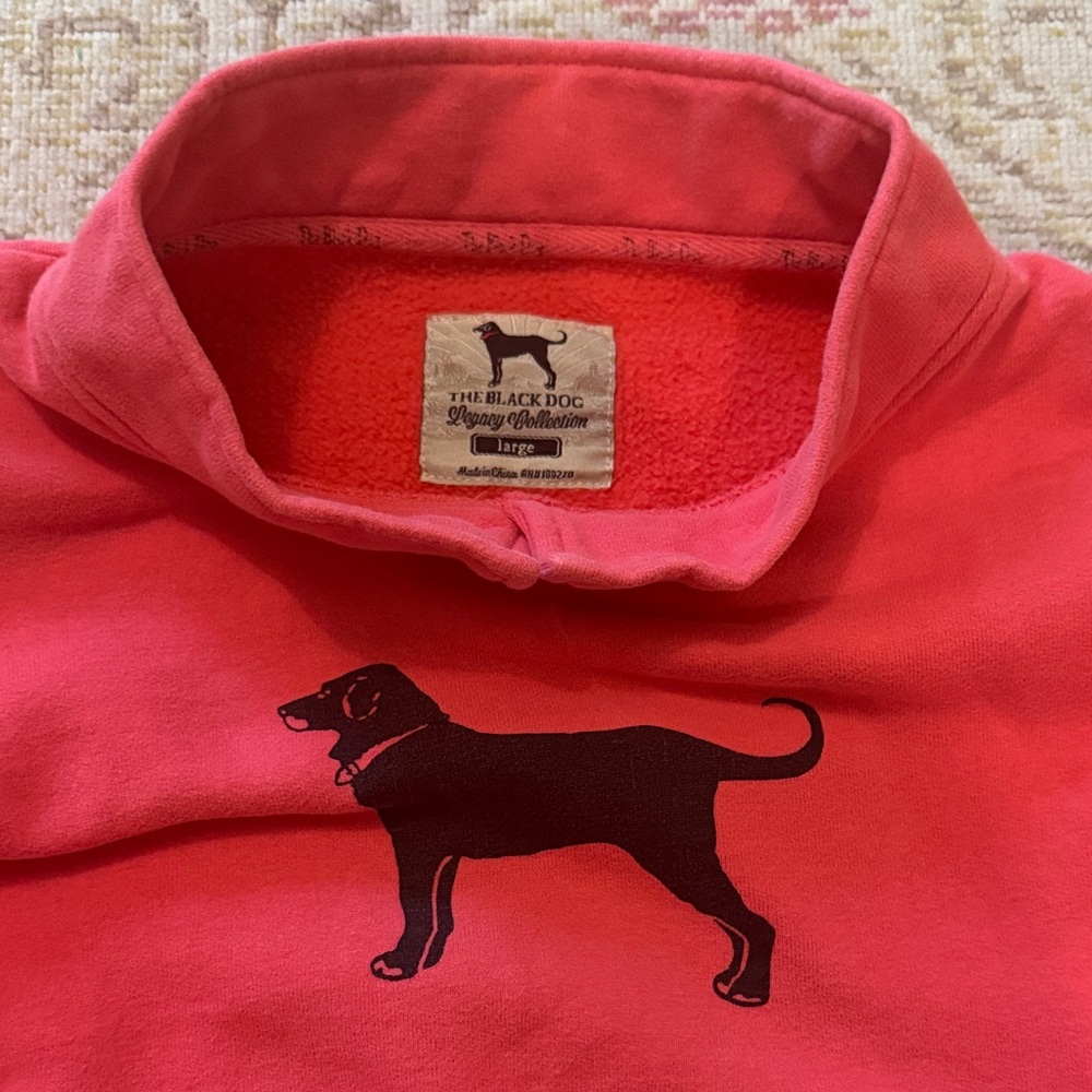 The Black Dog Weathered Red Sweatshirt (authentic Martha’s Vineyard)
